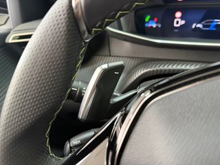Peugeot 2008 GT Line Hybrid 1.2 145CV eDCS6 MHEV