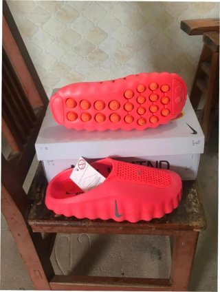 Nike Mind 001 Rojo Solar EU45 Nuevas