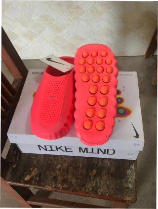 Nike Mind 001 Rojo Solar EU45 Nuevas