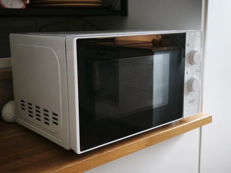 Microondas blanco