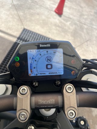 Benelli 502C Negra