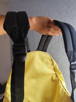 Mochila Eastpak Amarilla