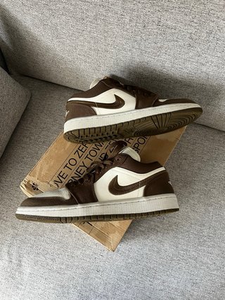 Air Jordan 1 Low SE Light Olive 42