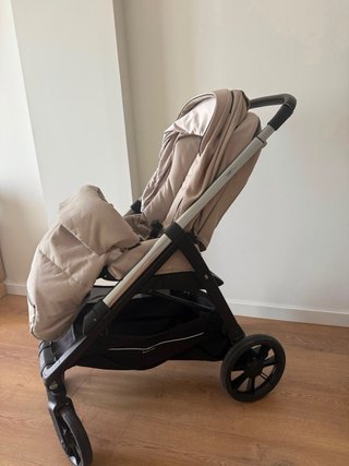 Inglesina Aptica beige. Capazo+silla, muy cuidado