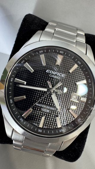 Reloj Casio Edifice Esfera Negra Texturizada
