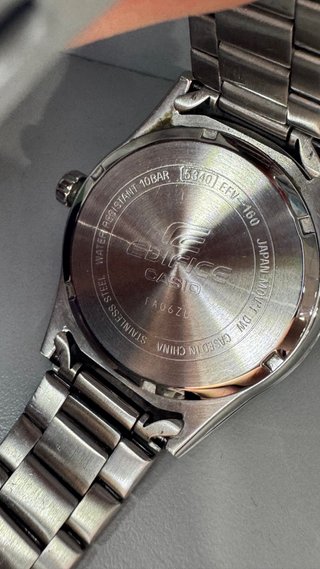 Reloj Casio Edifice Esfera Negra Texturizada