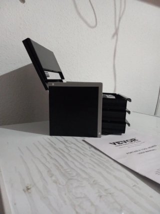 Caja de herramientas VEVOR portátil