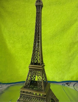 Torre Eiffel decorativa