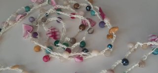 Collar tejido a crochet con árbol de la vida