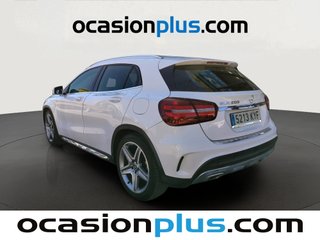 Mercedes-Benz GLA 200 115 kW (156 CV)