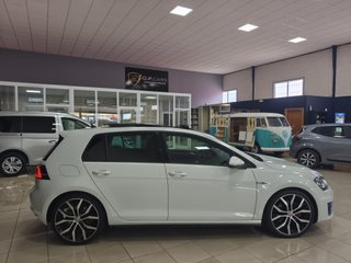 Volkswagen Golf 2.0 TDI 184cv DSG GTD BMT