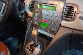 Lancia Ypsilon 1.4 16v Platino