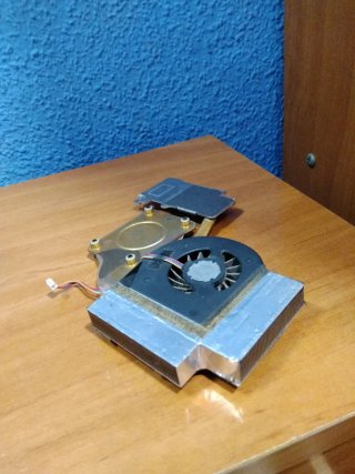 Ventilador disipador Lenovo portátil