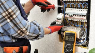 Servicio de Fontanero y  electricidad doméstica