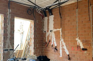 Servicio de Fontanero y  electricidad doméstica