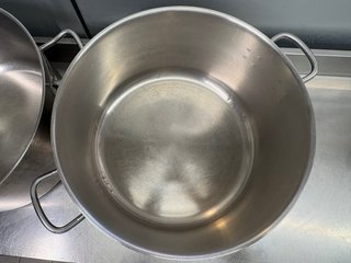 Olla (cacerola) Pujadas con asas inox pro