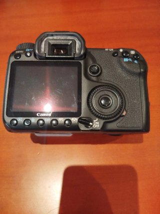 Canon EOS 40D + Lente + Accesorios + flash Metz