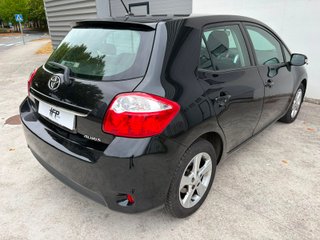 Toyota Auris 1.6 VVTi Active+ Pack ConectDrive2011