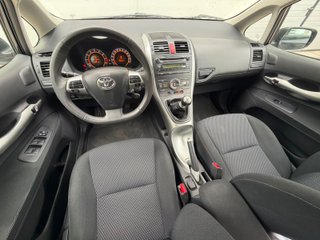Toyota Auris 1.6 VVTi Active+ Pack ConectDrive2011