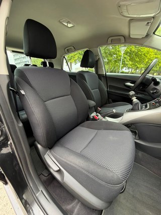 Toyota Auris 1.6 VVTi Active+ Pack ConectDrive2011