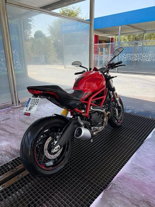Ducati Monster 797+ A2