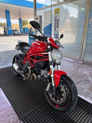 Ducati Monster 797+ A2