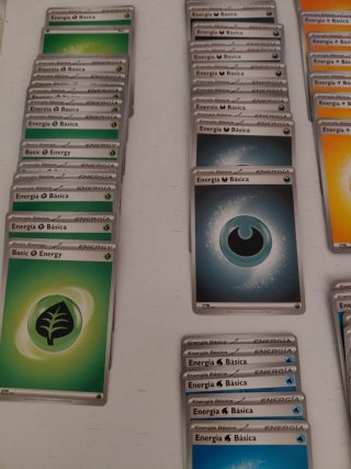 Lote de Cartas Pokémon Energía Básica