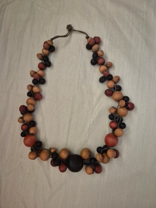 Conjunto estola gasa y collar semillas