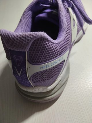 Zapatillas deportivas moradas
