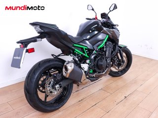 KAWASAKI Z 900