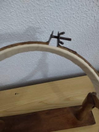 Bastidor de madera para bordar
