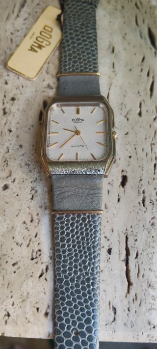 Reloj Dogma Caballero Dorado y Gris