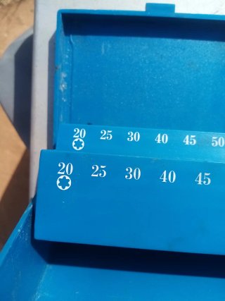 Maletin vacío de brocas y puntas de lo qe quieras