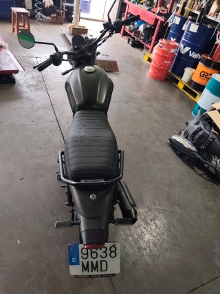 Moto Keeway 125 Negra