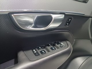 Volvo XC90 2.0 B5 D AWD R-Design Auto