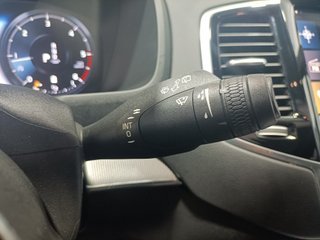Volvo XC90 2.0 B5 D AWD R-Design Auto