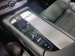 Volvo XC90 2.0 B5 D AWD R-Design Auto