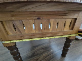 Mesa vintage de madera marrón