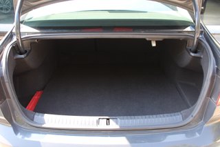 Volkswagen PASSAT Advance 1.6 TDI 88kW 120CV (2018)