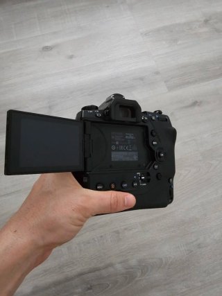 Olympus OM-D E-M1X