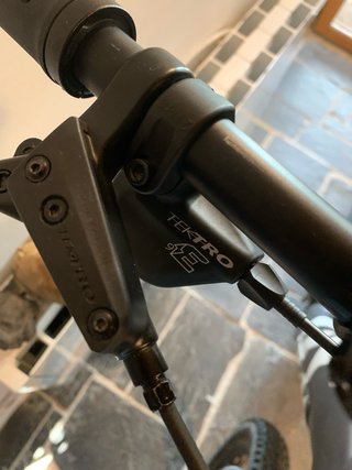 Bicicleta Eléctrica Husqvarna Light Cross LC2