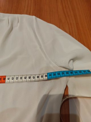 Blusa blanca cruzada manga larga