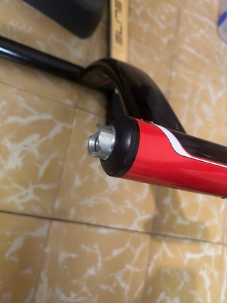 Rodillo ELITE QUBO FLUID para entrenamiento indoor
