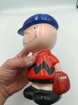 HUCHA CHARLIE BROWN (CARLITOS)