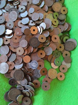4.5 kilos de Monedas Antiguas y Modernas variadas