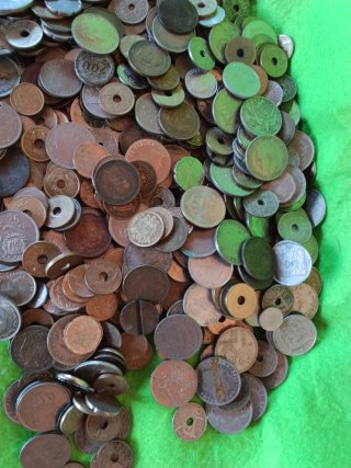 4.5 kilos de Monedas Antiguas y Modernas variadas