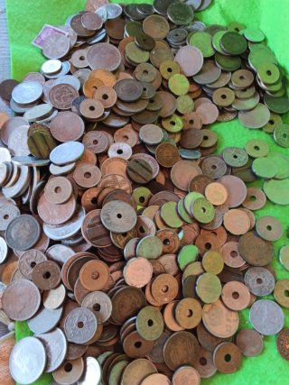 4.5 kilos de Monedas Antiguas y Modernas variadas