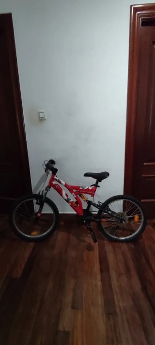 Bicicleta 20 Roja Poco Uso