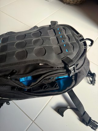 Mosko Moto Nomad/Nomax Tank Bag + Hydrap 2L