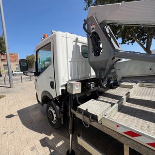 Camión Cesta Articulado 17m
